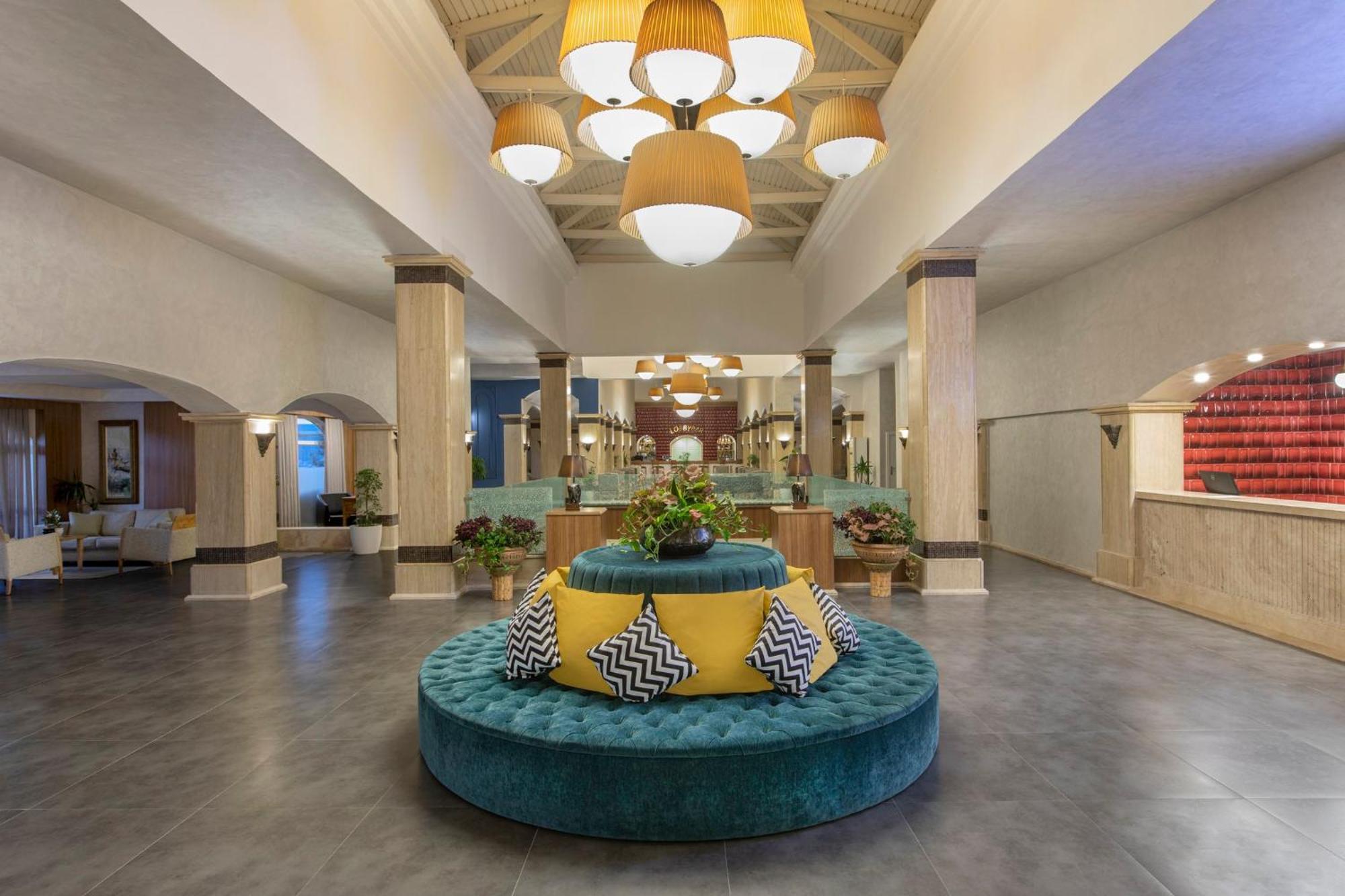 Holiday Inn Resort Bodrum By Ihg Exterior foto